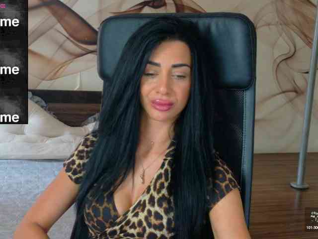 NaomiScarlett webcam