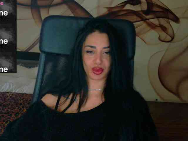 NaomiScarlett webcam