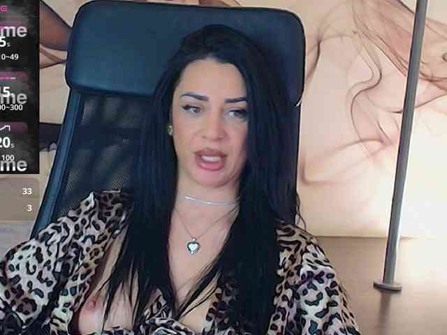 NaomiScarlett webcam