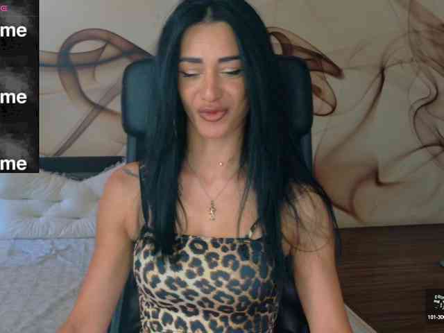 NaomiScarlett webcam