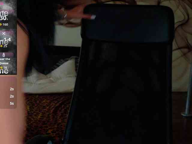 NaomiScarlett webcam