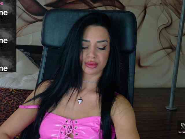 NaomiScarlett webcam