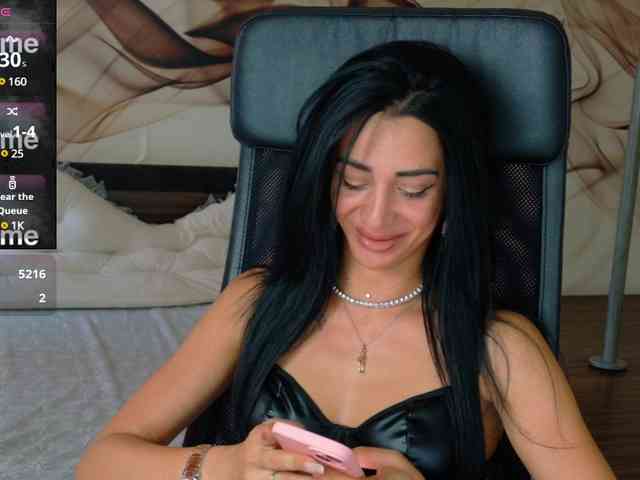 NaomiScarlett webcam