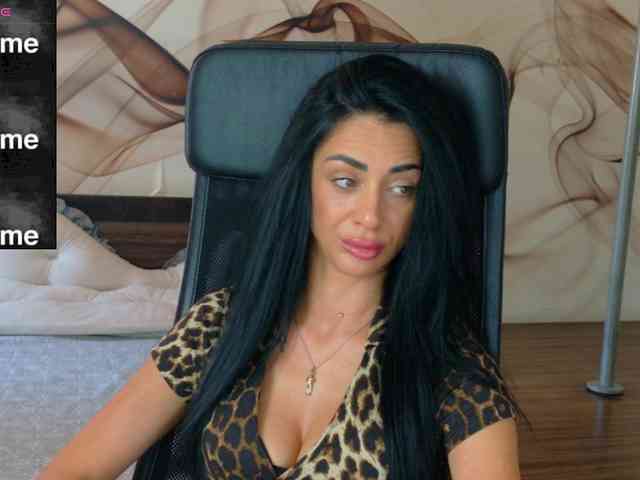 NaomiScarlett webcam