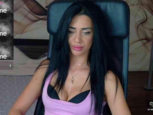 NaomiScarlett webcam