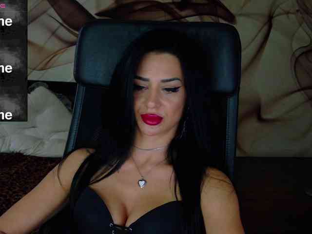 NaomiScarlett webcam