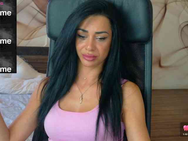 NaomiScarlett webcam