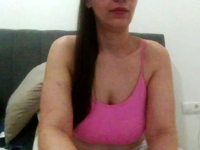 Melisa17's BongaCams show and profile