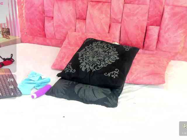 goldilockss15 Live Webcam on BongaCams