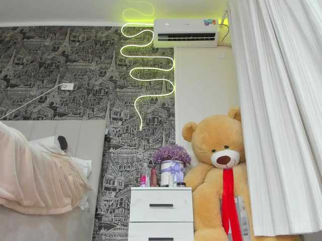 Lera2025's BongaCams show and profile