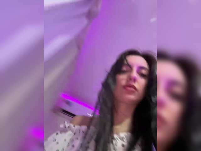 Lera2025's BongaCams show and profile