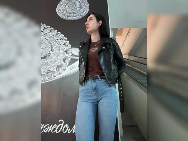 Valeria--sweet