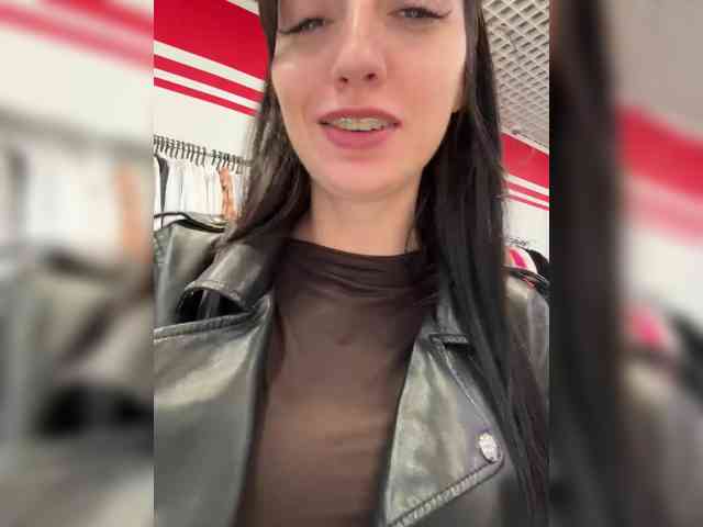 Valeria--sweet webcam