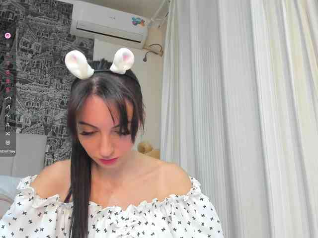 Valeria--sweet webcam