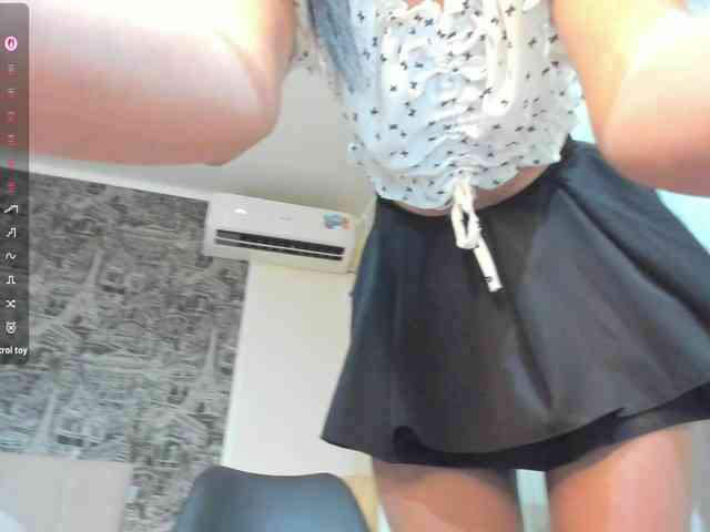 Valeria--sweet webcam
