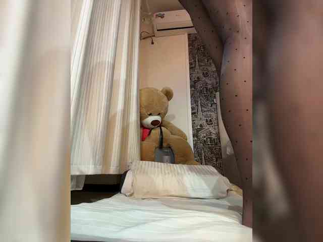 Valeria--sweet webcam