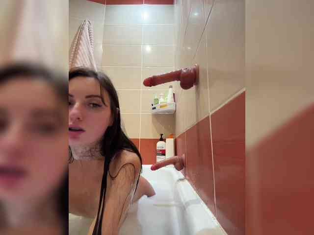 Valeria--sweet webcam