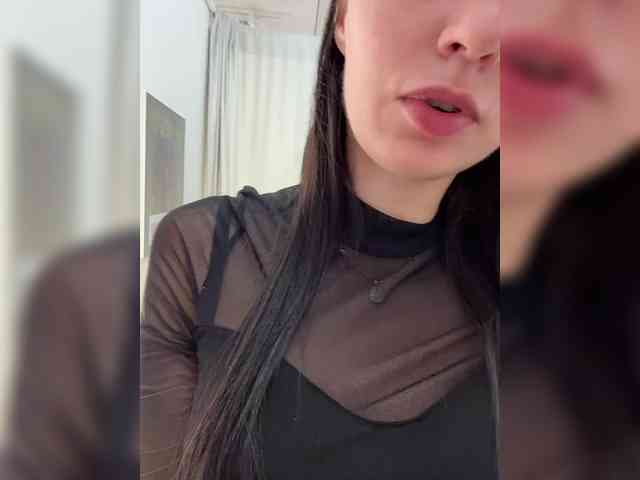 Valeria--sweet webcam