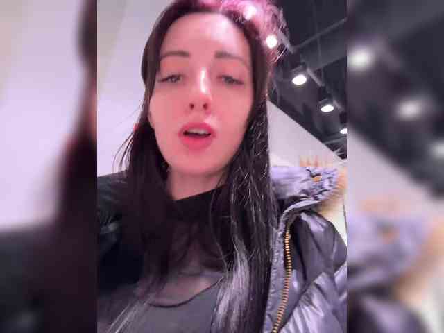 Valeria--sweet webcam