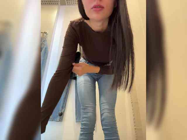Valeria--sweet webcam