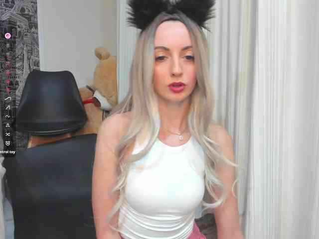 Valeria--sweet webcam