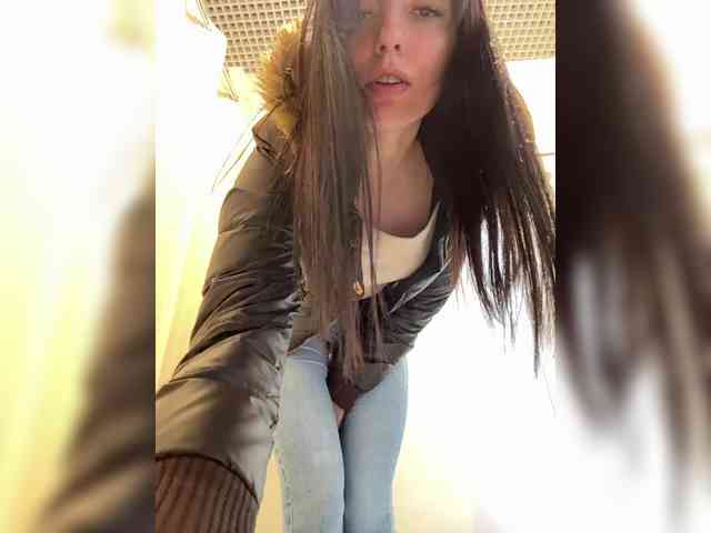 Valeria--sweet webcam