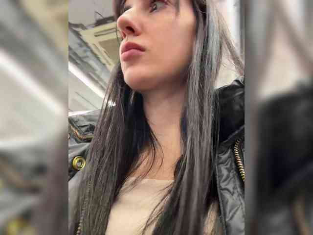 Valeria--sweet webcam