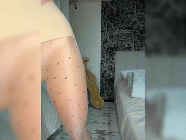 Valeria--sweet webcam