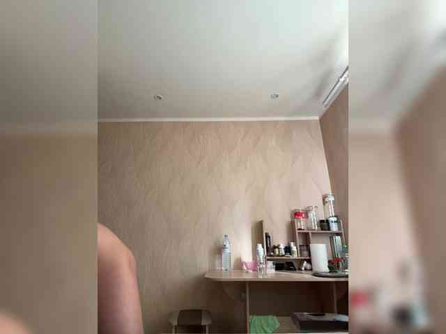 Valeria--sweet webcam