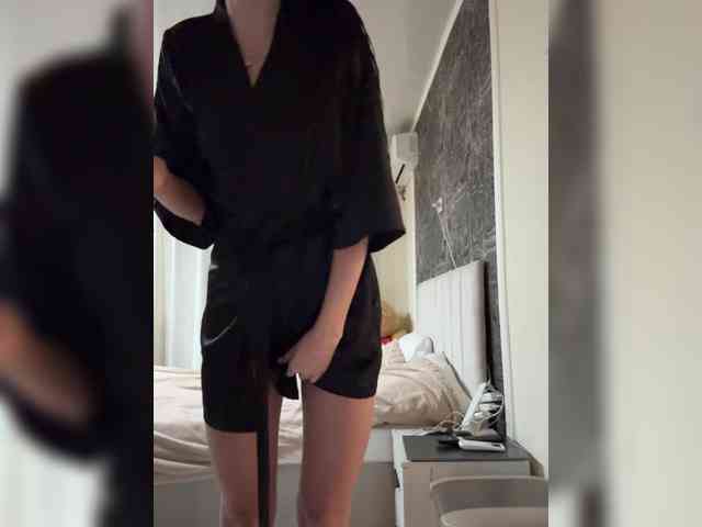 Valeria--sweet webcam