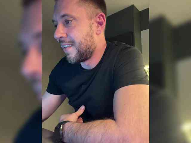 Men7081 Live Webcam on BongaCams