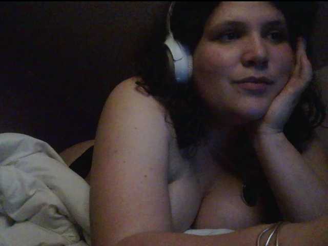 Liloudouce live cam profile