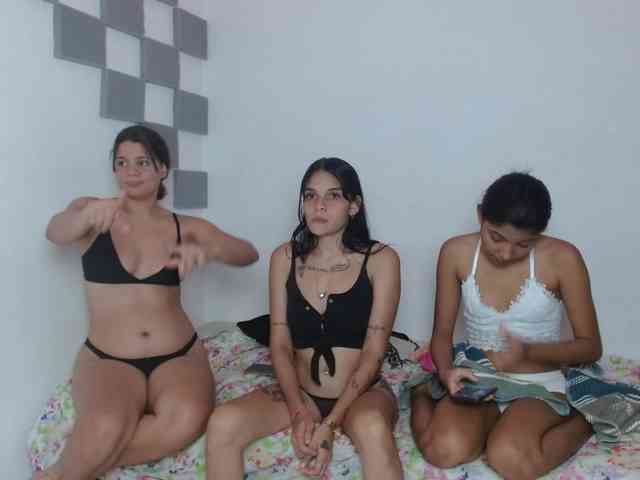 hot-team-777 webcam