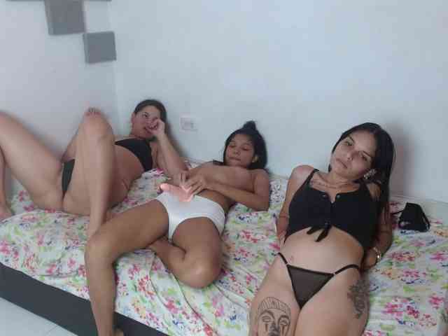 hot-team-777 webcam