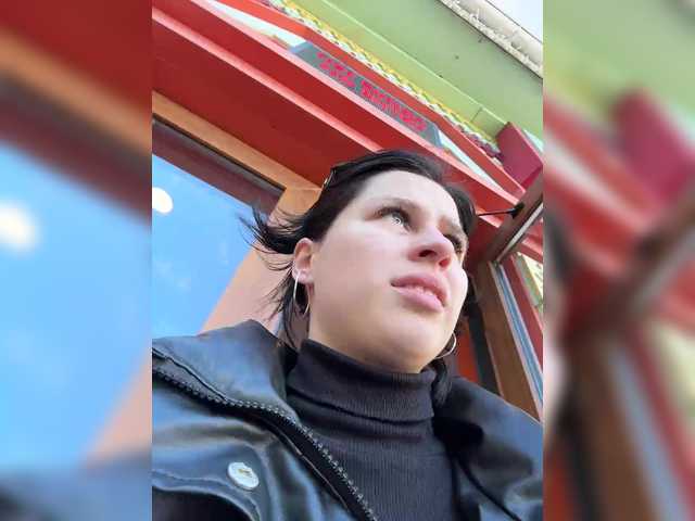 VibroMashulkaDashulka's BongaCams show and profile