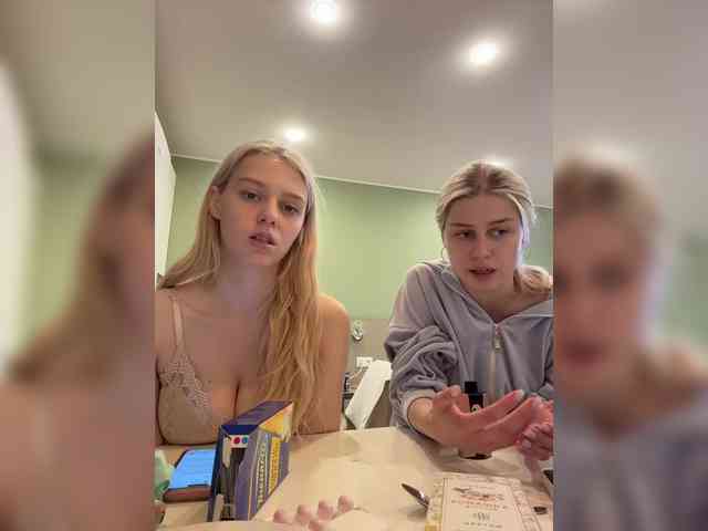 VibroMashulkaDas... Live Webcam on BongaCams