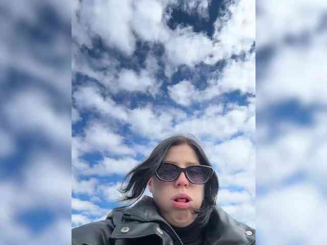 VibroMashulkaDashulka webcam