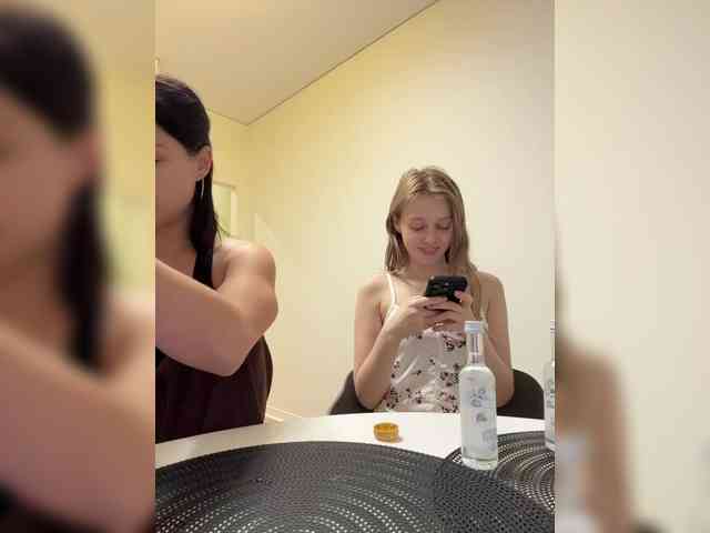 VibroMashulkaDashulka webcam