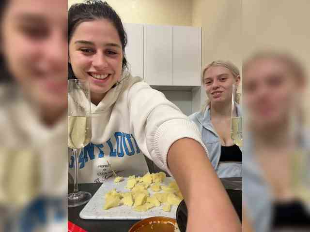 VibroMashulkaDas... Live Webcam on BongaCams