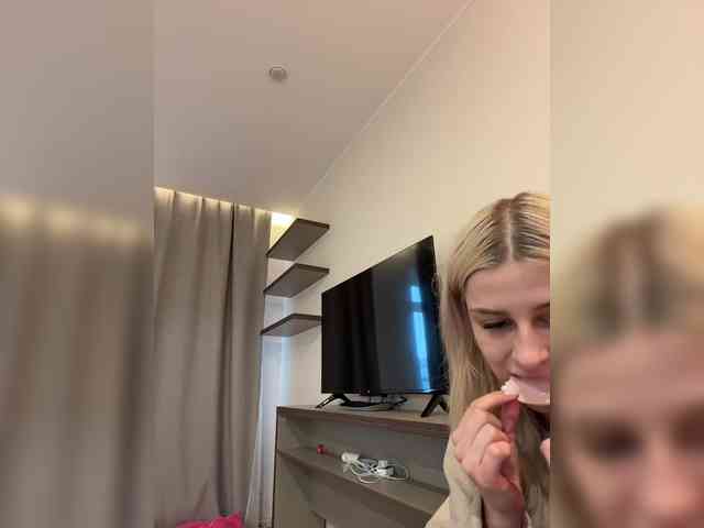 webcam striptease VibroMashulkaDashulka