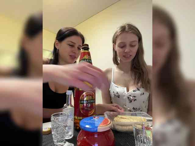 VibroMashulkaDashulka webcam