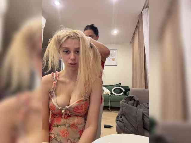 VibroMashulkaDas... Live Webcam on BongaCams