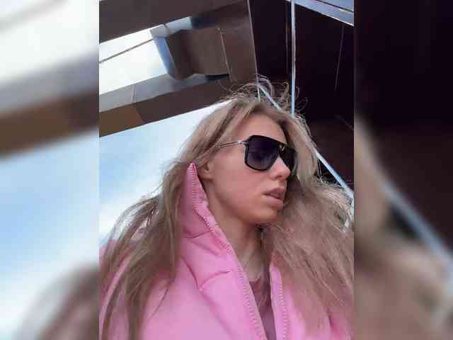 VibroMashulkaDashulka webcam