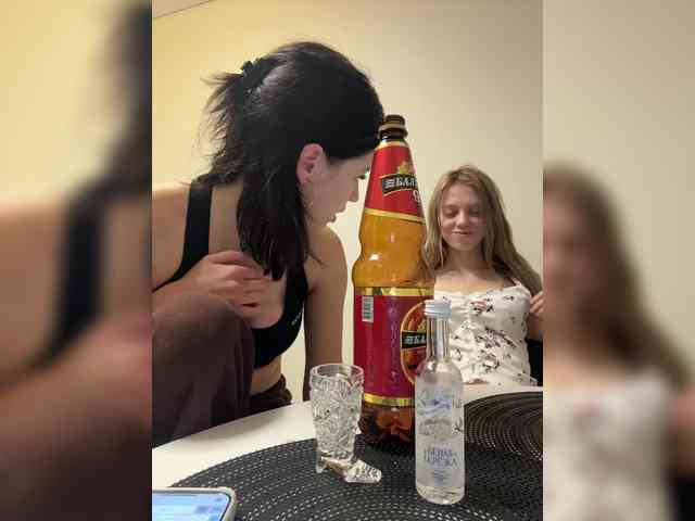 VibroMashulkaDashulka webcam