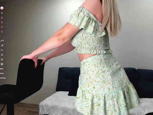 PaulaKiss webcam