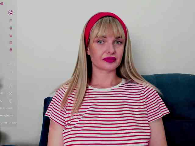PaulaKiss webcam