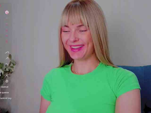 PaulaKiss webcam