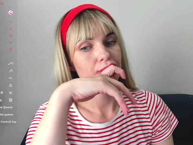 PaulaKiss webcam