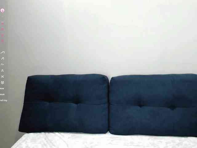 PaulaKiss webcam