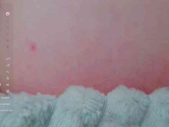 PaulaKiss webcam